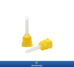 عکس نوک مخلوط کن زرد رنگ برای دندانپزشکی از زاویه روبرو